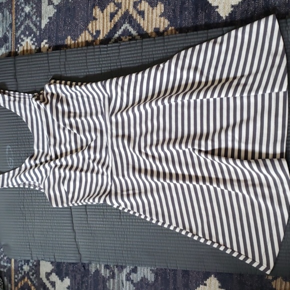 American Eagle Outfitters Dresses & Skirts - American Eagle striped dress American Eagle Outfitters Dresses & Skirts - American Eagle striped dress